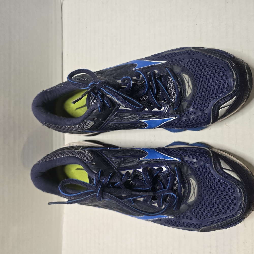 Blue Performance Athletic Shoes‎ with Breathable Mesh